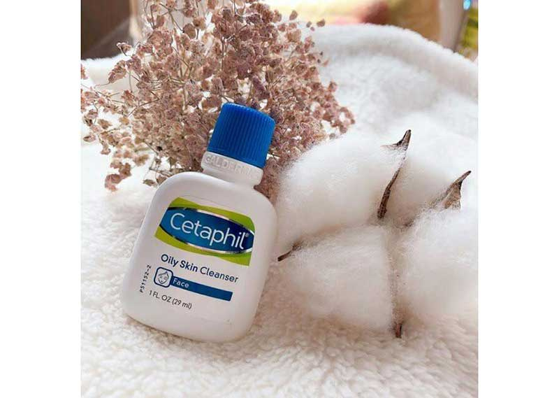 01 Cetaphil ผลิตภัณฑ์ทำความสะอาดผิวหน้า Oily Skin Cleanser 29 มล. (แพ็ค3)