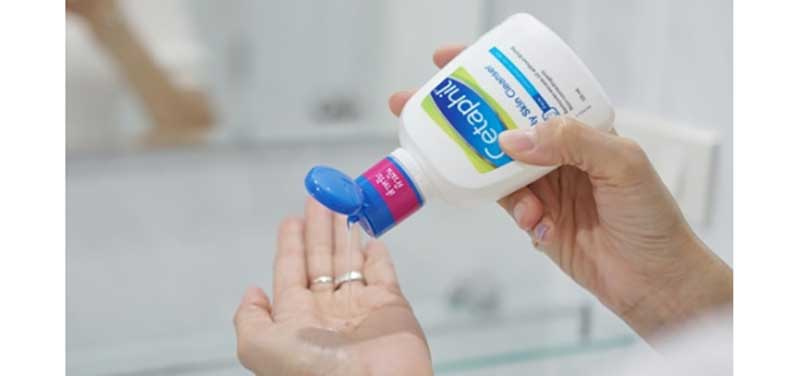 05 Cetaphil ผลิตภัณฑ์ทำความสะอาดผิวหน้า Oily Skin Cleanser 29 มล. (แพ็ค3)