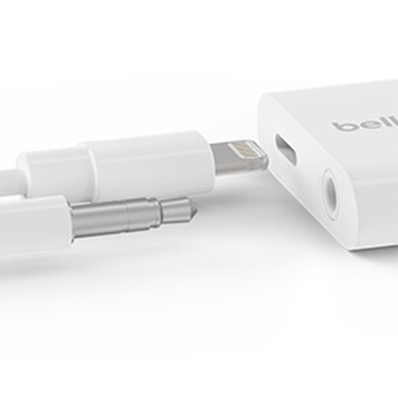 Belkin อุปกรณ์แปลงสัญญาณ (F8J212btWHT) 3.5 mm Audio + Charge RockStar