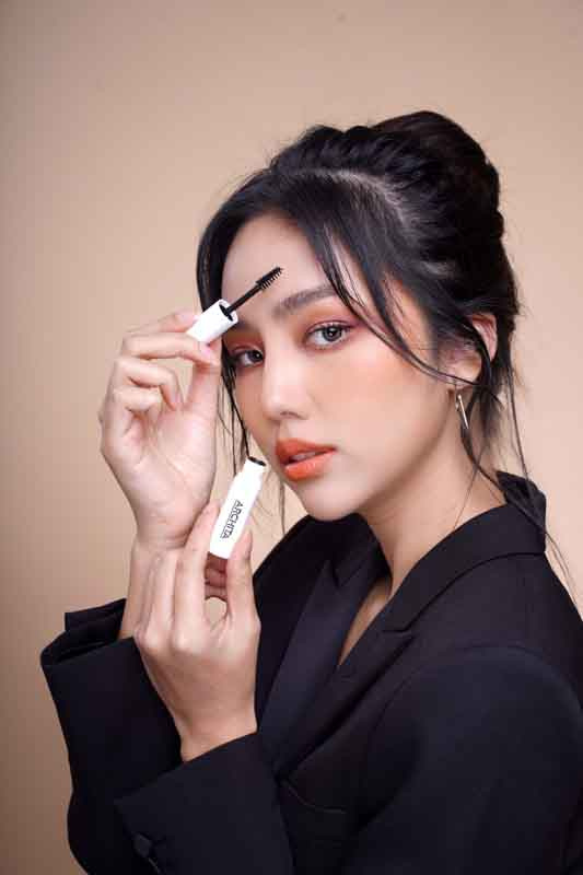 Archita มาสคาร่าคิ้ว Perfect Brow Mascara 6 มล. สีใส 