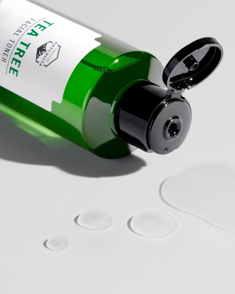 Naturista โทนเนอร์ Tea Tree Facial Toner 250 มล. Naturista โทนเนอร์ Tea Tree Facial Toner 250 มล.