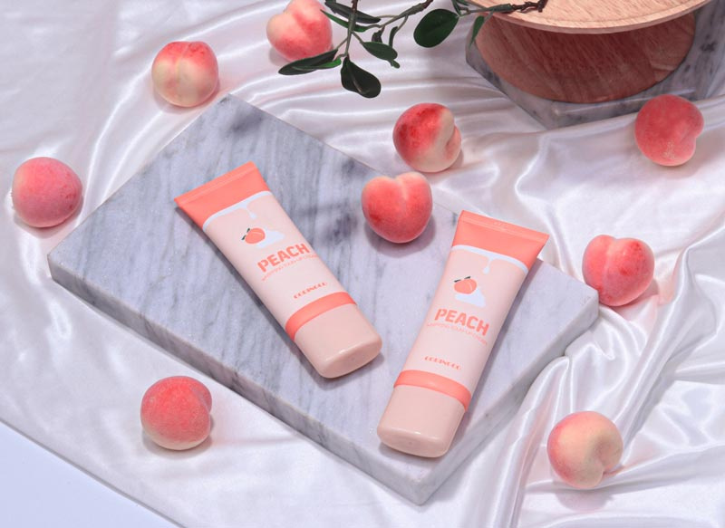 CORINGCO โทนอัพผิวหน้า Peach Whipping Tone Up Cream 50 มล.