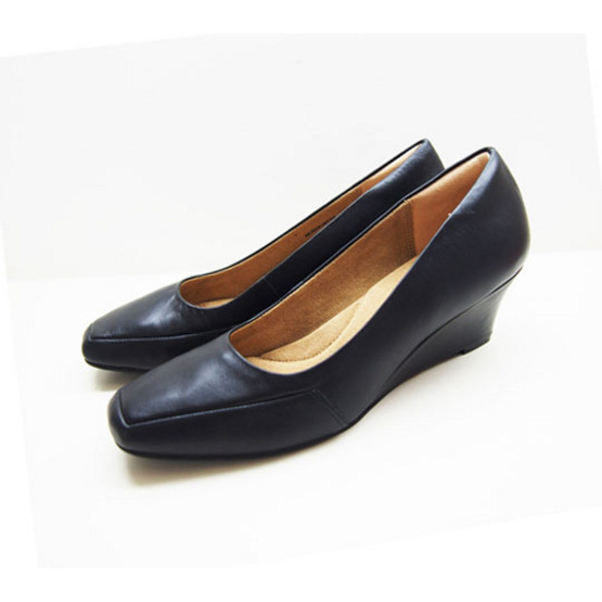 SOFIT รองเท้า UNIFORM รุ่น SU942NLBK สีดำ SOFIT รองเท้า UNIFORM รุ่น SU942NLBK สีดำ