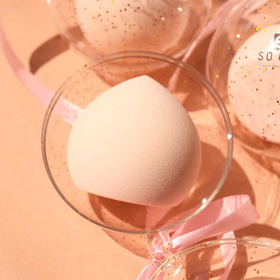So Glam ฟองน้ำแต่งหน้า Fluffy Peach Blending Sponge So Glam ฟองน้ำแต่งหน้า Fluffy Peach Blending Sponge