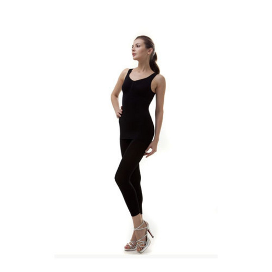 Swans เสื้อกล้ามกระชับสัดส่วน Taping Top Size S-M สีดำ Swans เสื้อกล้ามกระชับสัดส่วน Taping Top Size S-M สีดำ